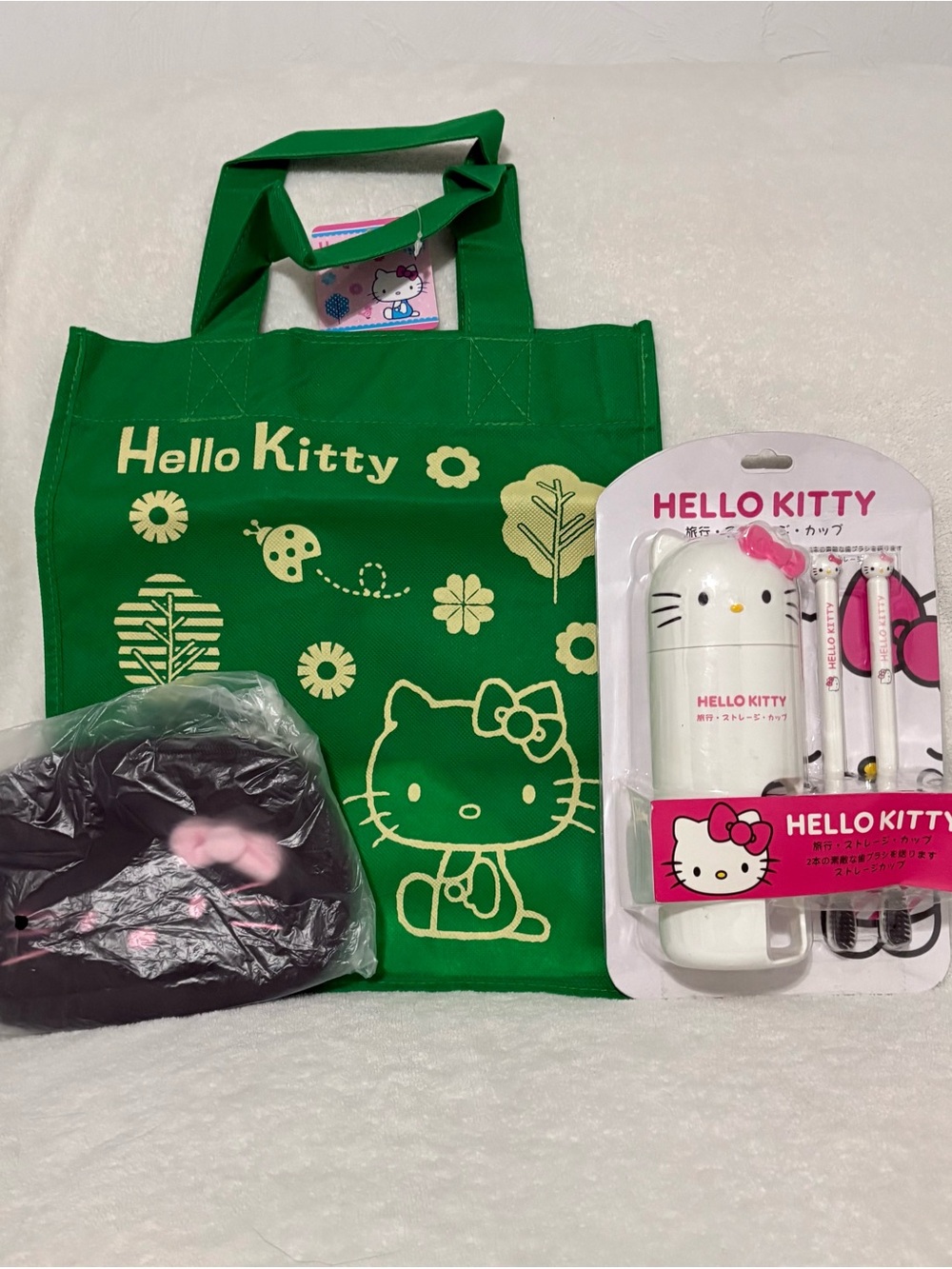 Hello Kitty Bundle 6F Toothbrush Travel Set, Tote Bag, Pouch